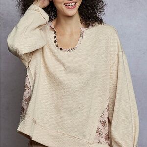 POL Cream and Pink Floral Sweatshirt